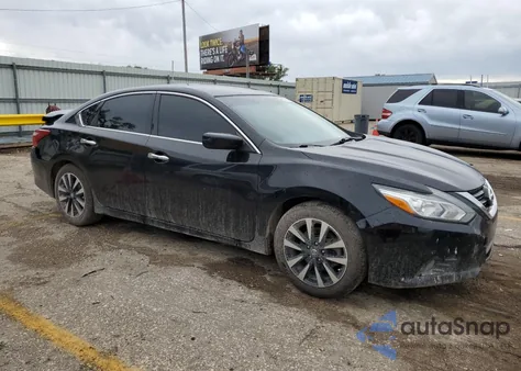 2018 Nissan Altima 2.5 z USA, uszkodzony, nr VIN 1N4AL3AP5JC123713